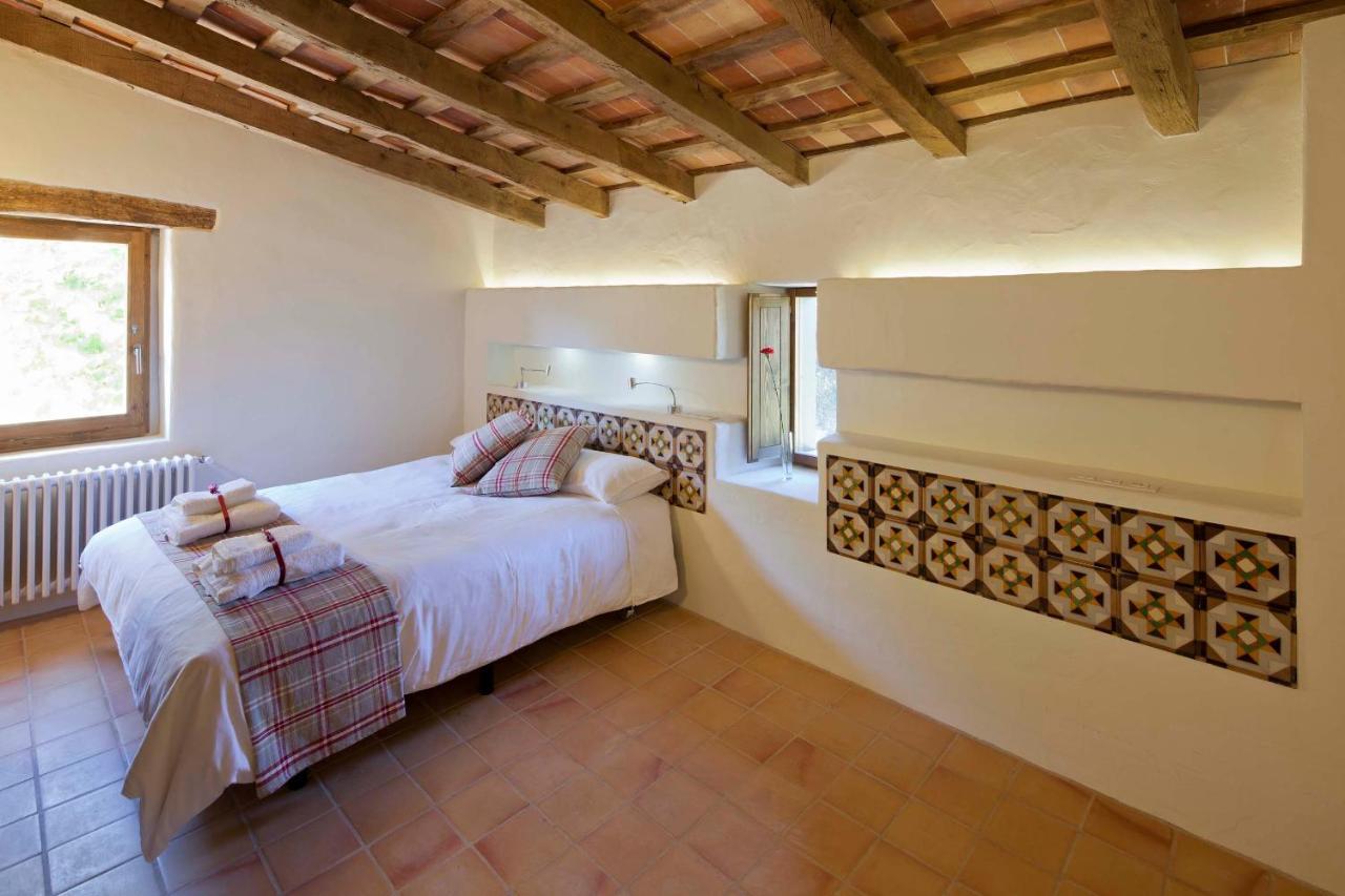 B&B La Rectoria De Sant Miquel De Pineda Sant Felíu de Pallarols Exterior foto